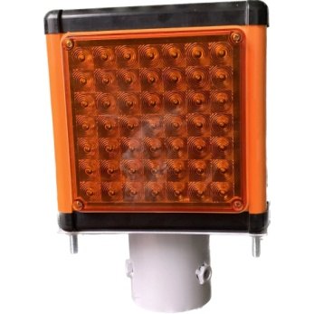 Solar Edge Delineator Post (4-Panel) - image 2