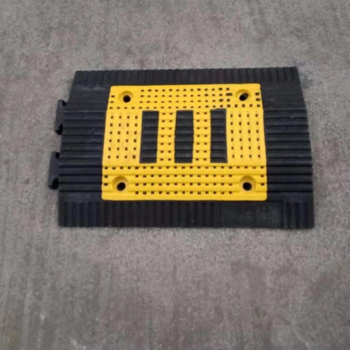 PP Grid-Pattern Speed Bump