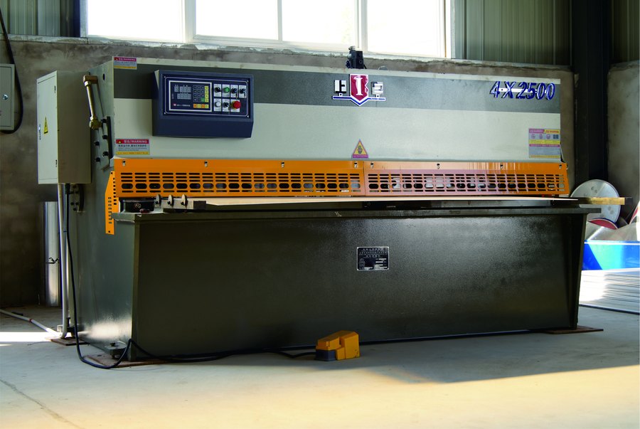 CNC bending machine