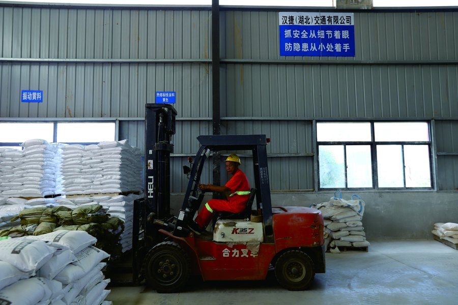 Forklift handling